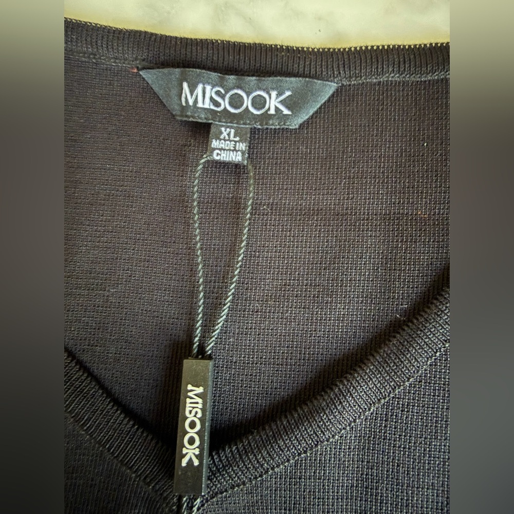 MISOOK Black Short-Sleeve Little Black Work Dress Minimalist Heritage Cocktail - Picture 5 of 7